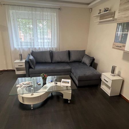 Star Street Home Mosonmagyaróvár Extérieur photo